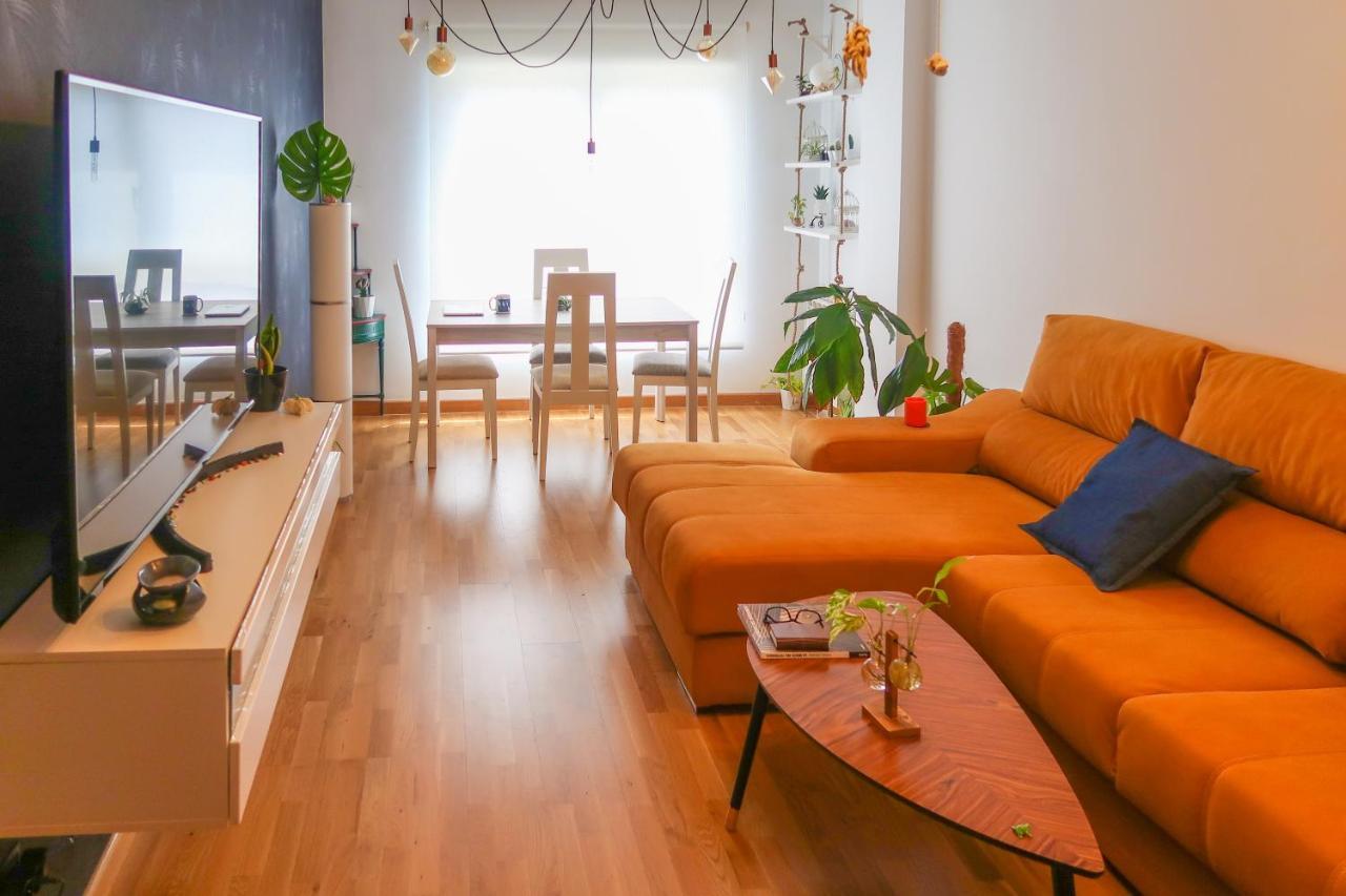 Housingleon- Casa Oliva Con Garaje Appartement Buitenkant foto