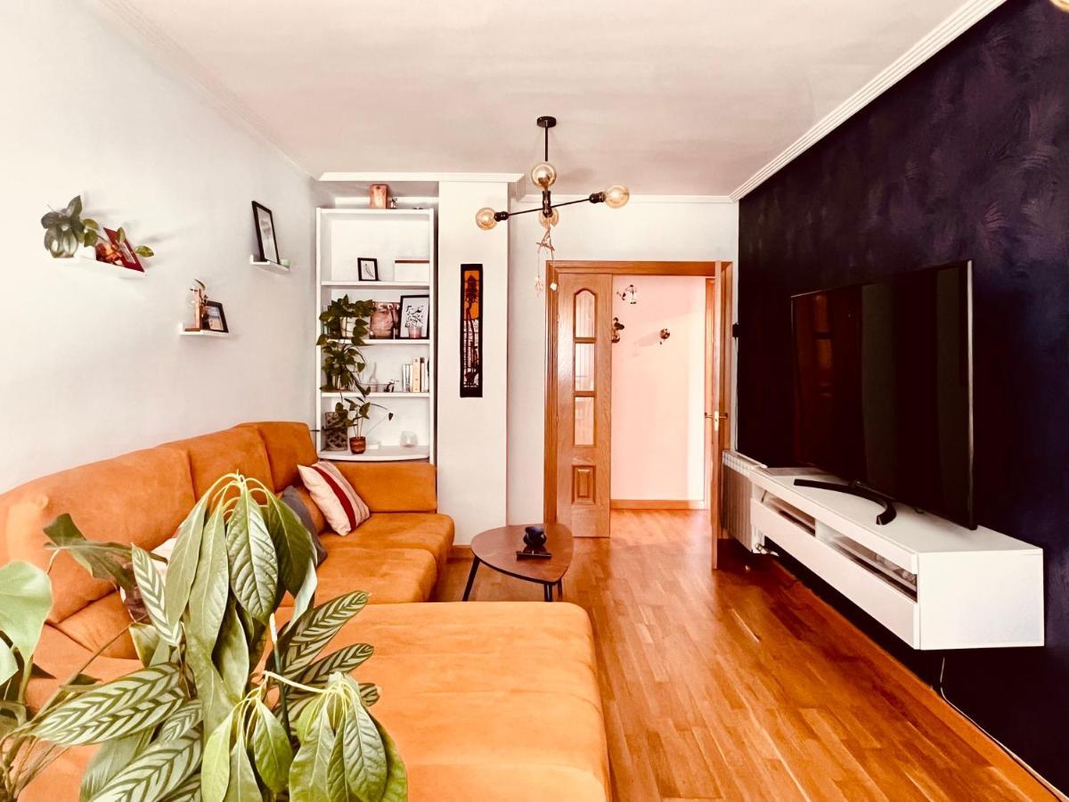 Housingleon- Casa Oliva Con Garaje Appartement Buitenkant foto