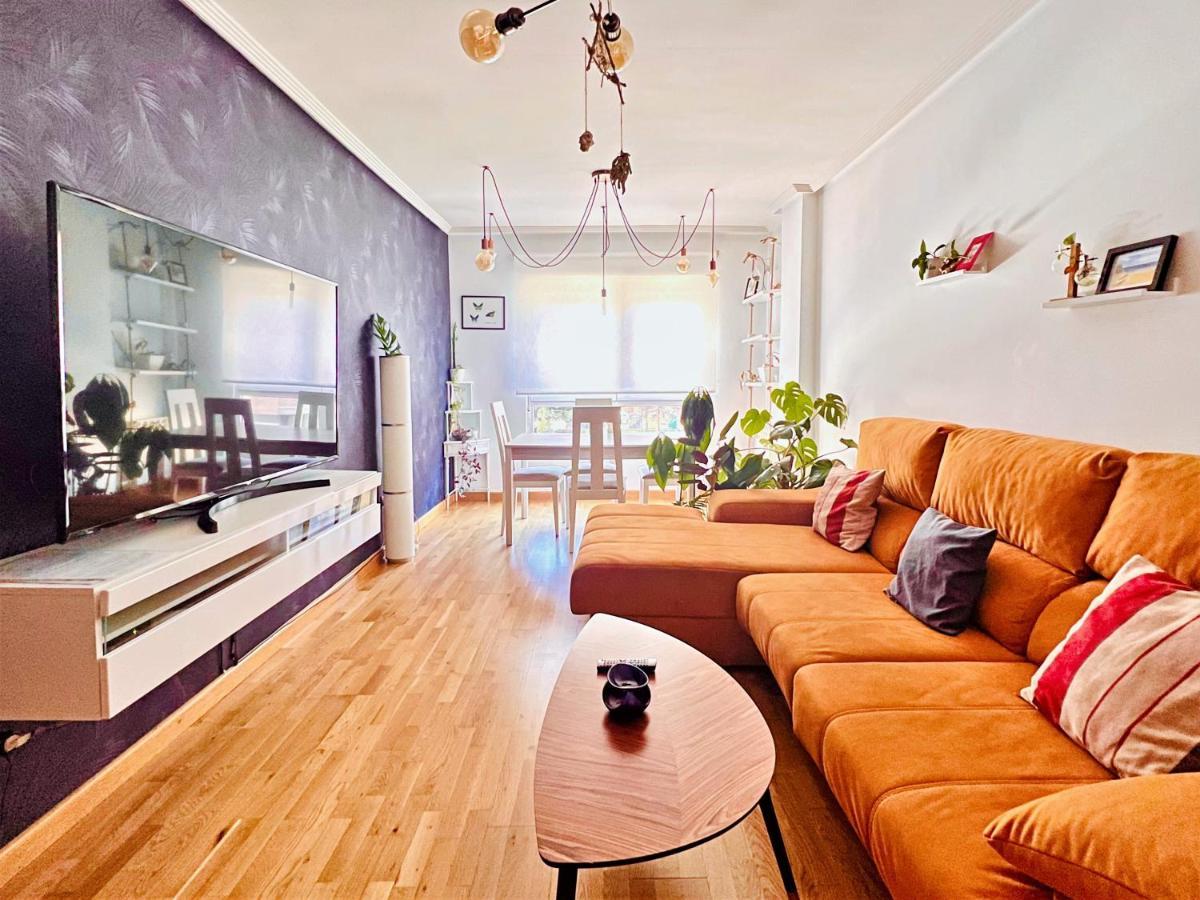 Housingleon- Casa Oliva Con Garaje Appartement Buitenkant foto